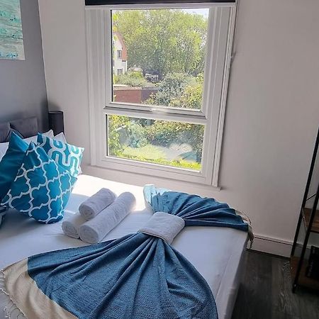 Modern 1Bedroom Studio In London Center Bagian luar foto