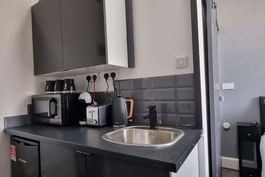 Modern 1Bedroom Studio In London Center Bagian luar foto